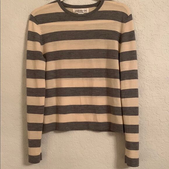Jones New York Merino Wool Gray White Striped Women’s Sweater Size M - Picture 1 of 8